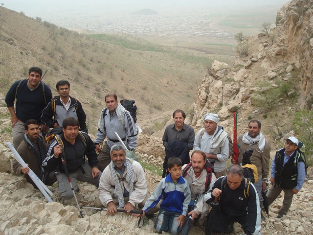 برگزاري اولين اردوي کوهنوردي تعدادي کارکنان و اساتيد بسيجي 